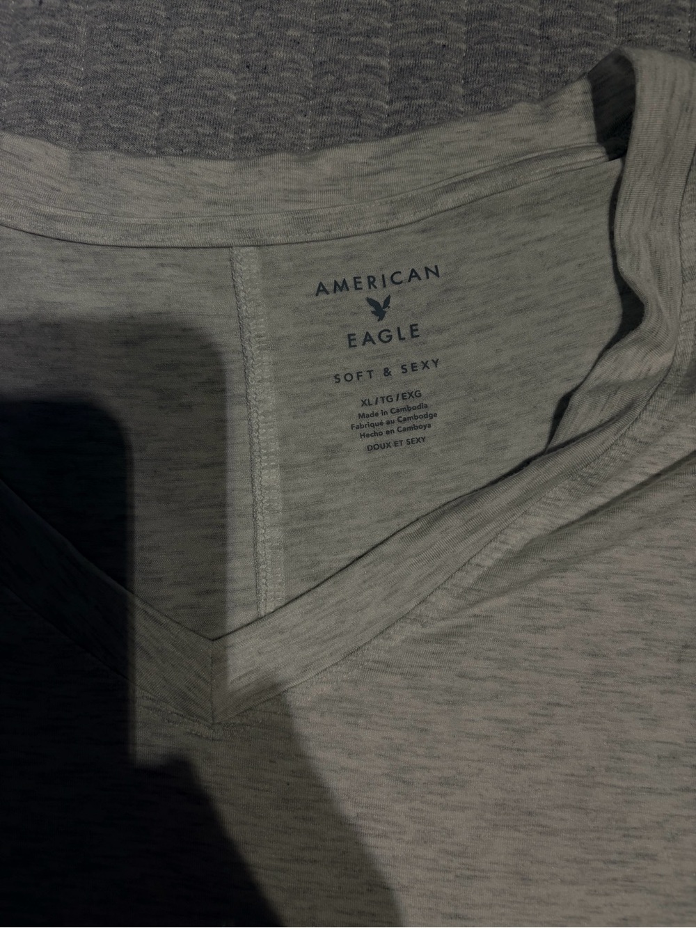 American Eagle Outfitters Soft and Sexy Women's Lightweight V-Neck Heather Gray - Picture 2 of 2